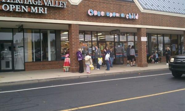 Halloween walk in 2012.  A yearly event, kids can visit our store for a treat bag and visit the vendors for more treats!