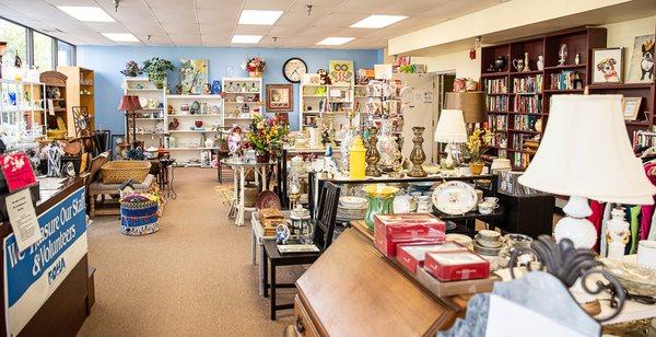 Photo of the front room of the shop. There is a back room and upstairs.