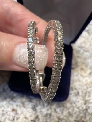 Diamond hoop earrings 1.7 carats