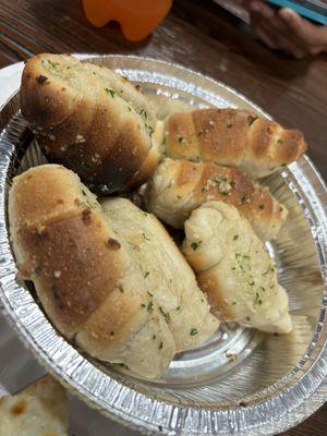 Garlic knots