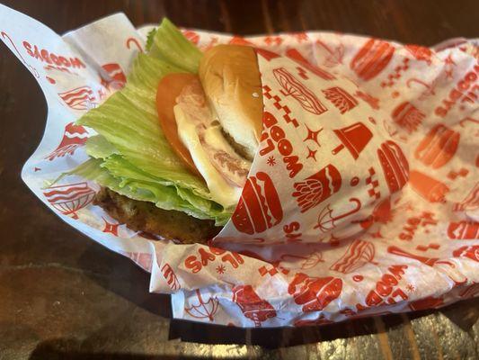 CAP HILL FRIED CHICKEN SANDWICH