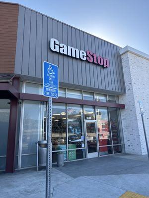 GameStop