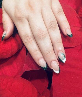 Fill gel with Christmas design.