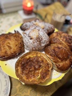 Cacio E Pepe Twist, Almond Croissant, Bacon, Gruyere & Chive Quiche and Chocolate Almond Croissant