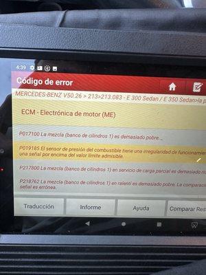 AQUÍ LES DEJO LA FOTO DE LA COMPUTADORA DEL MECÁNICO DICIENDO QUE EL COMBUSTIBLE ESTABA MALO