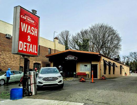 Bryn Mawr Car Wash & Detail