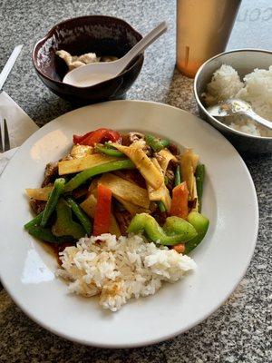 Pad Ped String Beans Lunch Entree