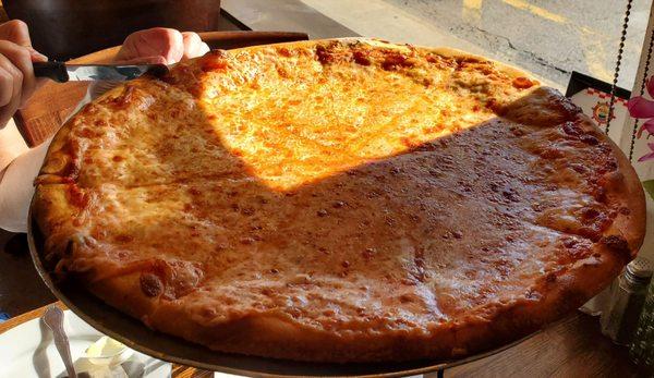 Large pie Xtra cheese