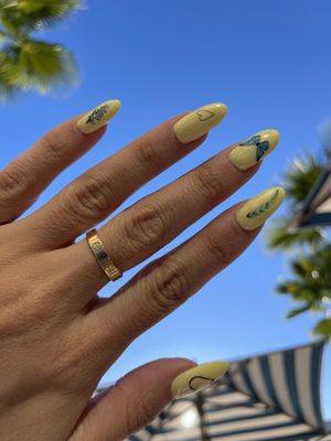 Yellow set with nail art by Vicki