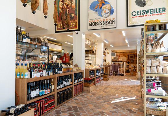 A brilliant selection of fine wines, liquors, and spirits.