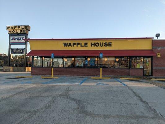 Waffle House, Conyers