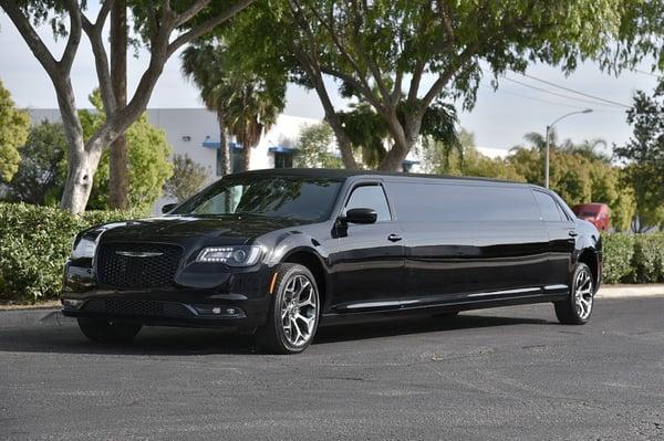 New Chrysler 300S Limo