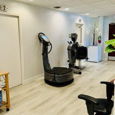 In our physical therapy wing we have a dual motor Powerplate and an optimized private rehab area