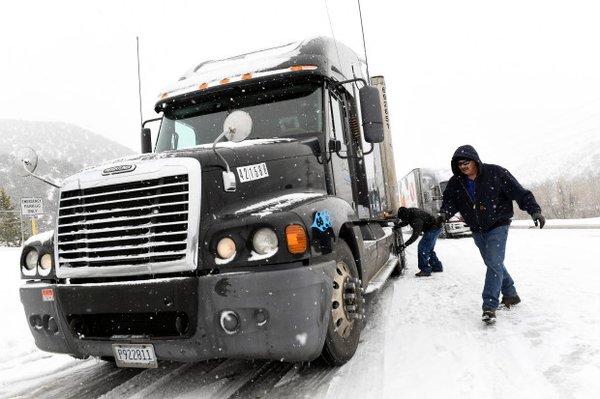 Snow Chain Rescue