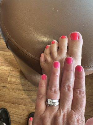 Orange toes/pink nails