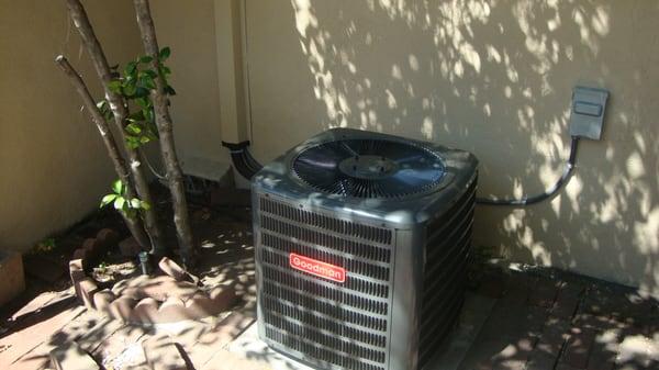 Outdoor condenser.