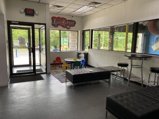 Clean waiting room with kid corner