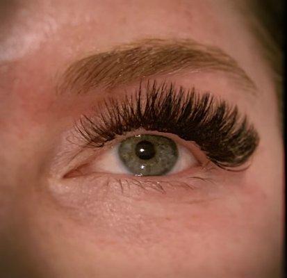 Volume lashes by artist Amber