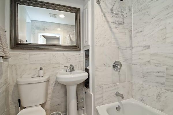 Marble tile bathroom