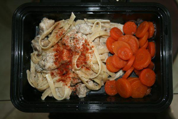 Chicken Fettuccini with Sauteed Buttered Carrots