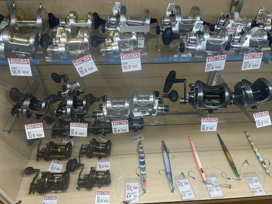 Fishing reels