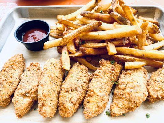 Lemon Pepper Chicken Wings & Fries