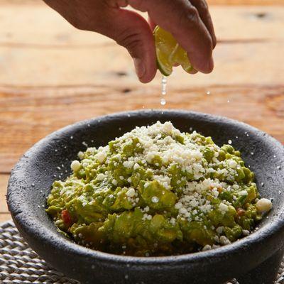 Tableside Guacamole