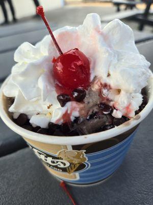 Raspberry truffle sundae