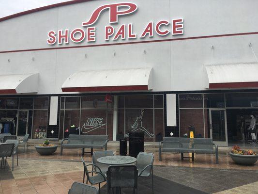 Shoe Palace