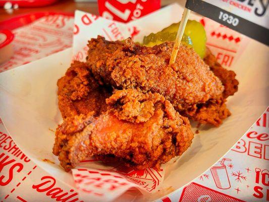 Clyde's Hot Chicken