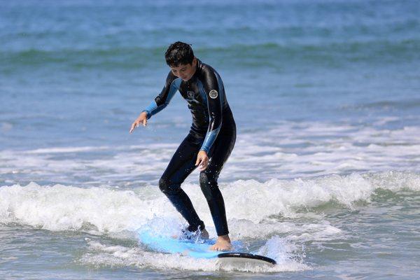 Learn2Rip Surfing Lesson and Ocean Academy