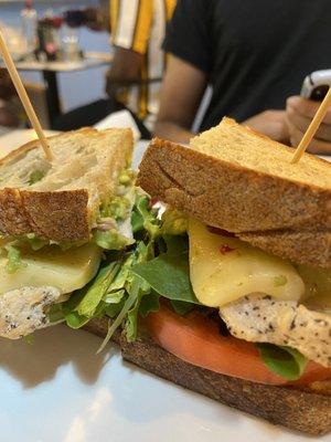 Crispy Chicken Sandwich Lunch