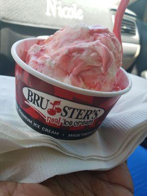 Strawberry Cheesecake Ice Cream