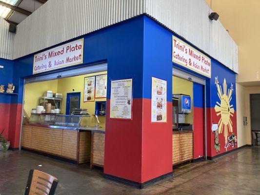 Shop in food court