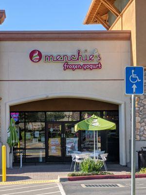 Menchie's Frozen Yogurt