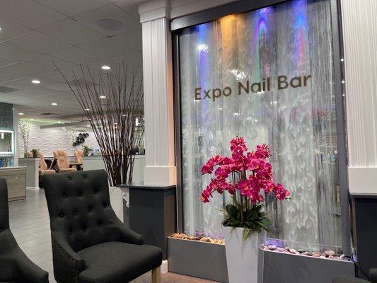 Expo Nail Bar