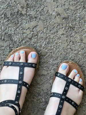 Gel pedicure