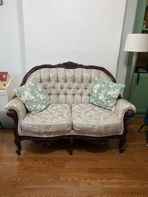 Howard's Upholstery