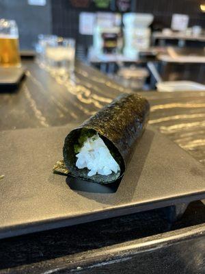 Yellowtail handroll