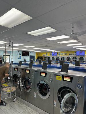 Hialeah Laundromat