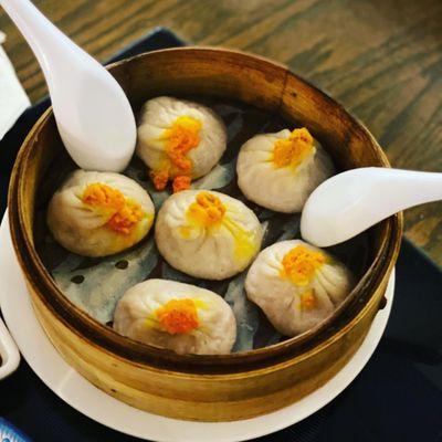 D2. Steamed Crab Meat and Pork Soup Dumplings