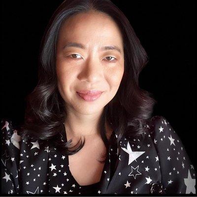 Dorothy Pang, L.Ac specializes in pain management and infertility treatments.  Her gentle and quick acupuncture style is always appreciated.