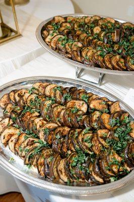 Our wedding reception dinner was catered by Affairs to Remember. Thank you, Saffold Barksdale! Photo by Leigh Wolfe Photography.