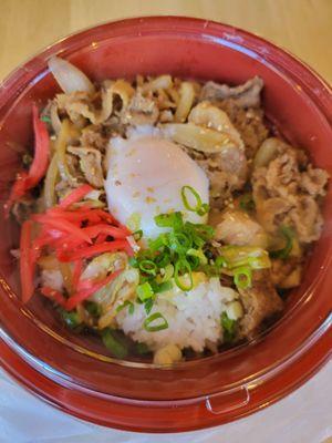 Sukiyaki rice bowl