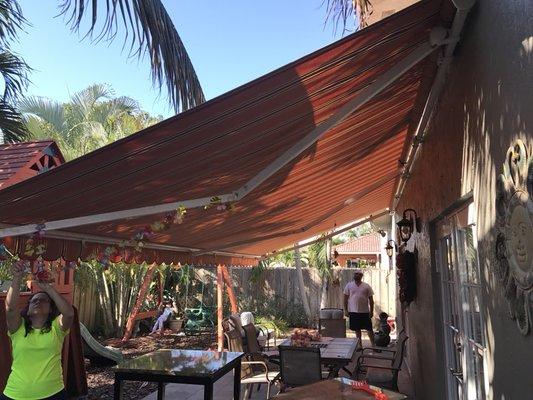 Retractables awnings at best price on South miami