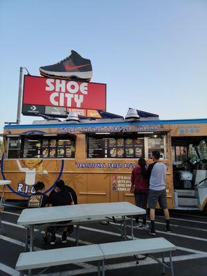 Food truck across from Hyatt Regency