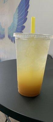 Lemonade mega tea