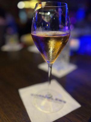 veuve cliquot, brut, champagne, fr