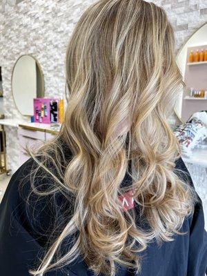 Golden balayage