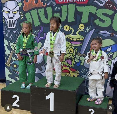 Ivy gets gold again at dream bjj